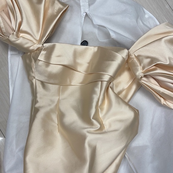 Solace London Elina Off-The-Shoulder Duchesse Satin Mini Dress - Picture 10 of 15